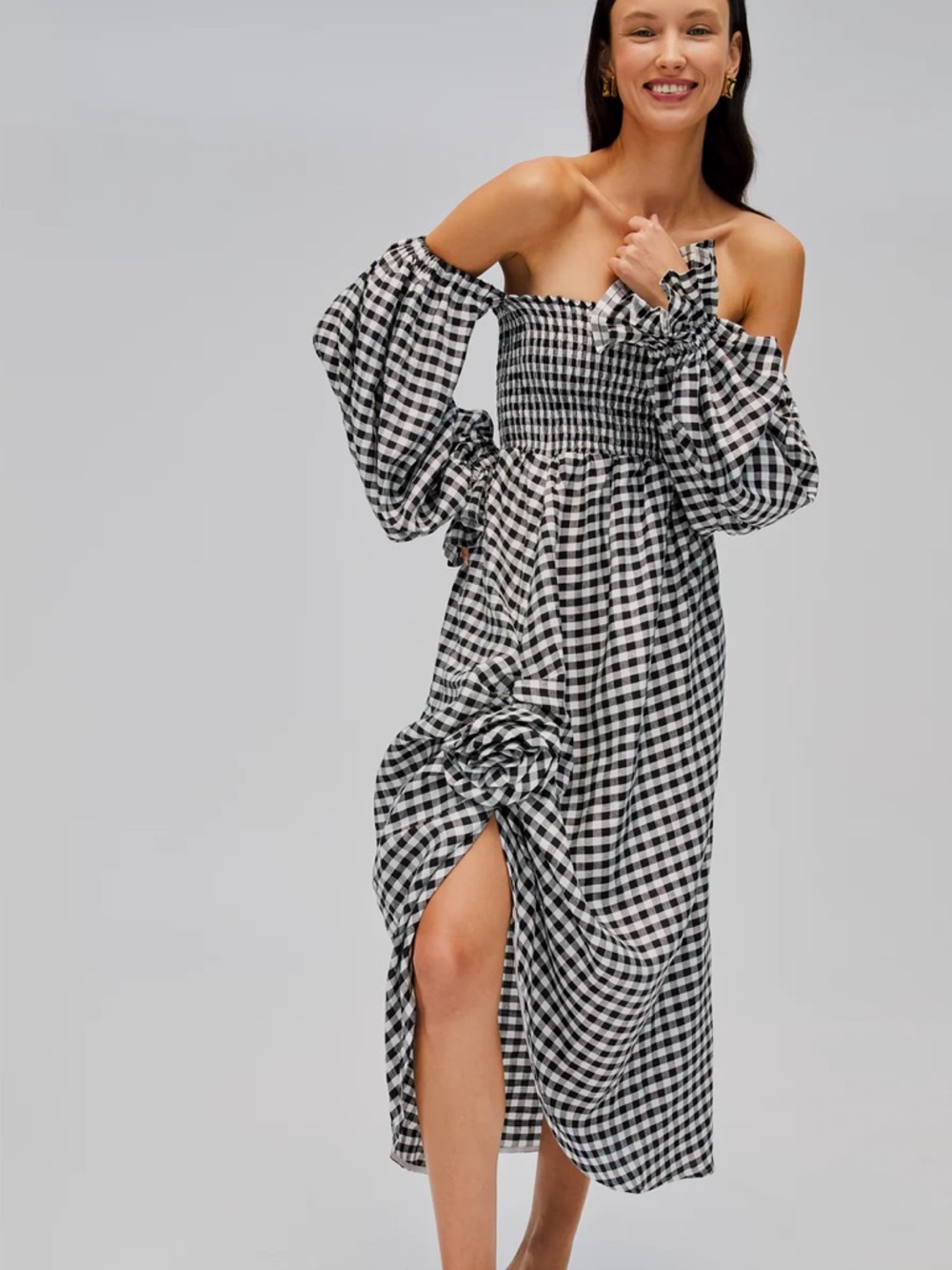 Sleeper Atlanta Linen Dress with Rose Detail in Black Vichy - Picture 14 of 14